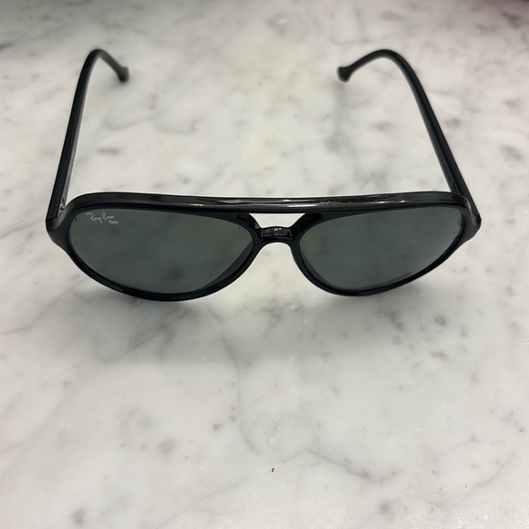 Ray-Ban Vintage Aviator Sunglasses Glass Polarized CATS 5000 B&L - Picture 1 of 6